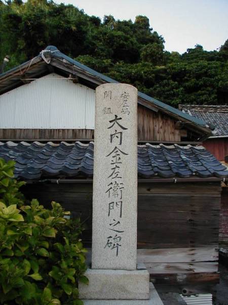 qV